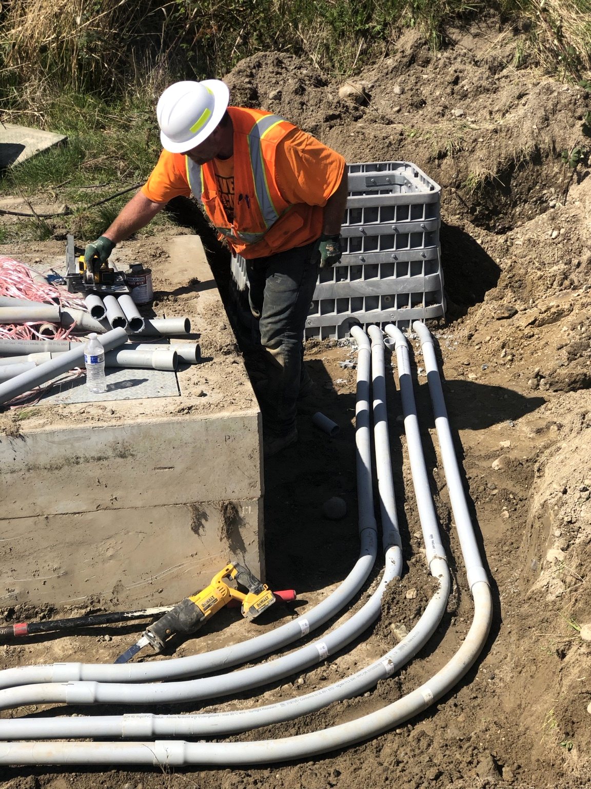 D & L Poles project photo 18